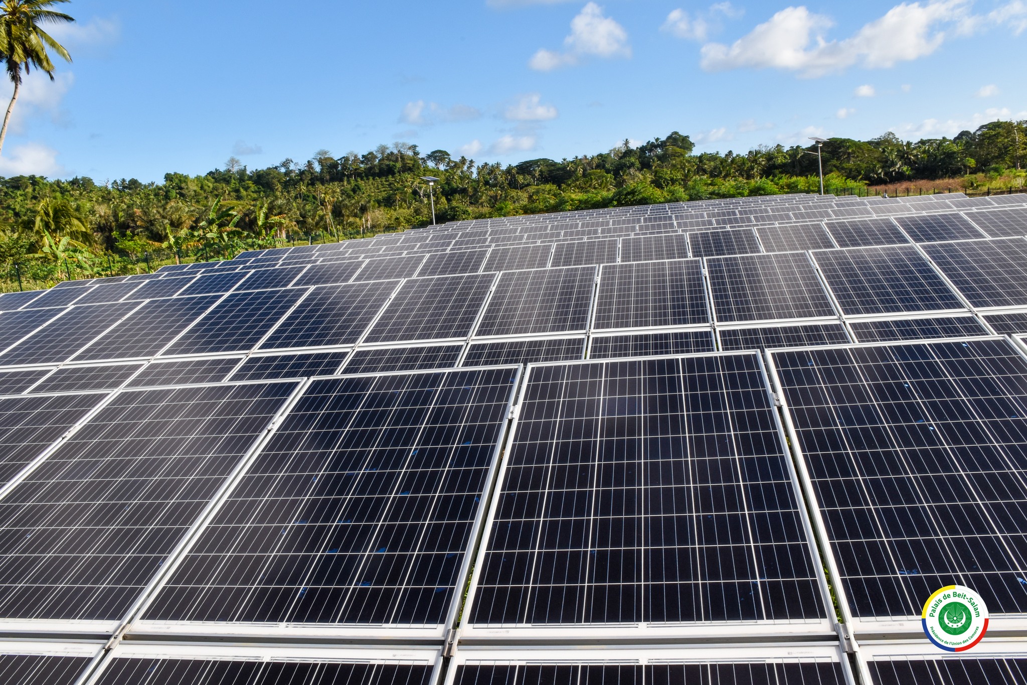 Une centrale photovoltaïque inaugurée pour 9 villages de Mohéli