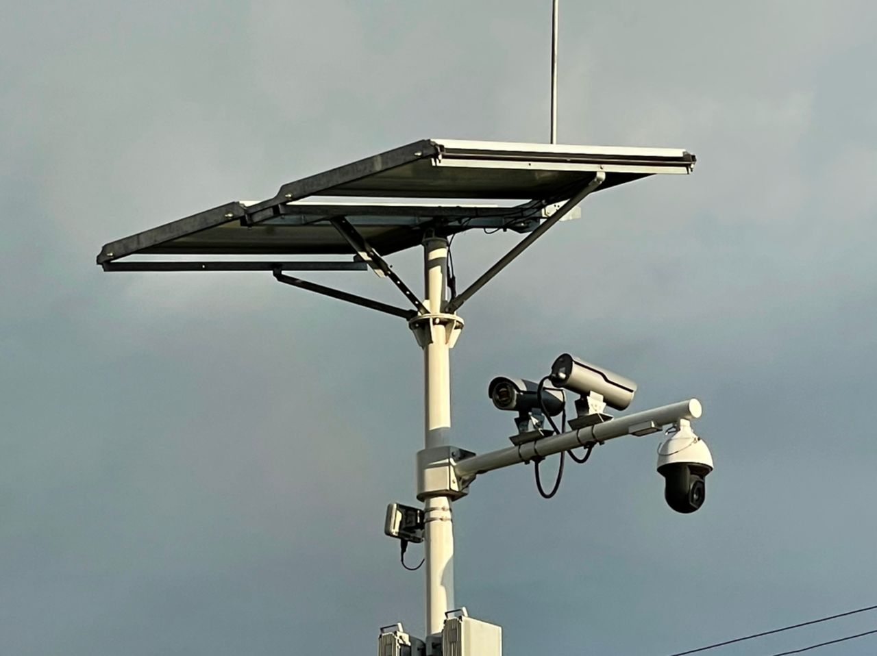 Dès aujourd'hui Moroni est sous surveillance des caméras