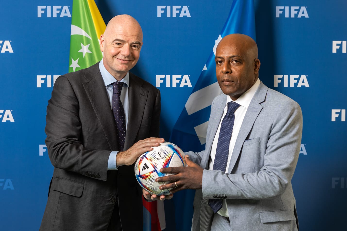 image Fédération Comorienne de Football: Said Ali reçu à Paris par Gianni Infantino