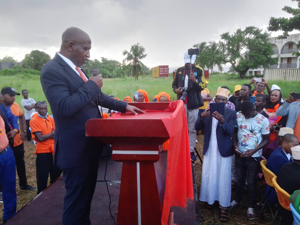 Retour du président du parti Orange : Grand rassemblement et rappel des engagements