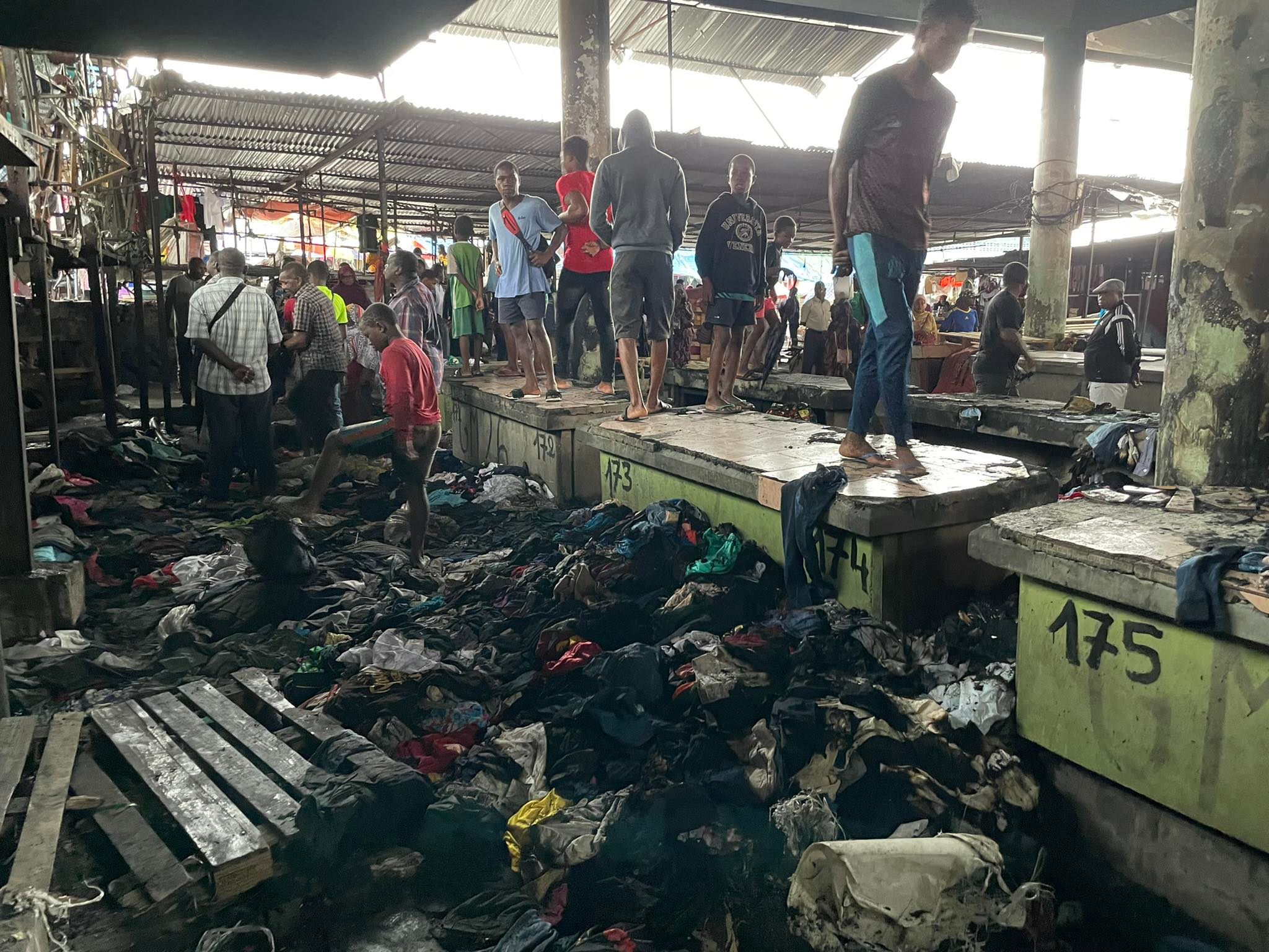 Incendie dans les friperies de Volo Volo: La vie des vendeurs partie en fumée