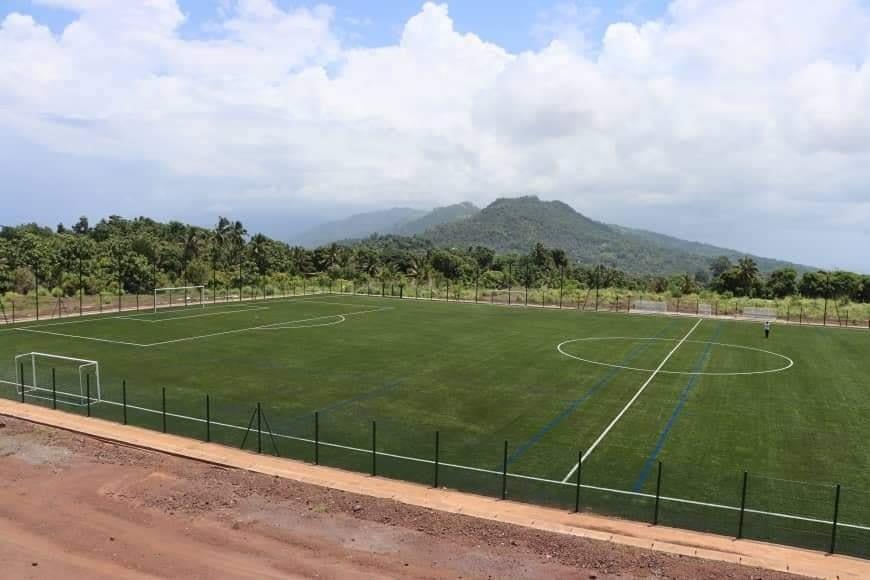 A Sima rayonne la 6e pelouse synthétique des Comores
