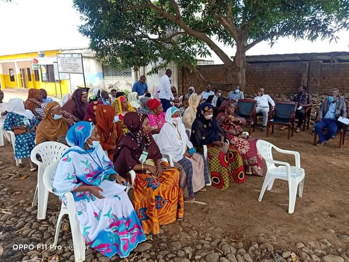 image Des femmes créent leur coopérative pour transformer, conserver et vendre les produits agricoles
