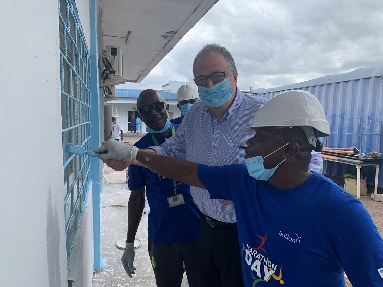 image Moroni terminal réhabilite le centre de maternité d'El Maarouf