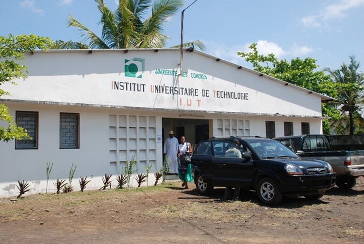 L’IUT s’en prend au ministre de l’Éducation