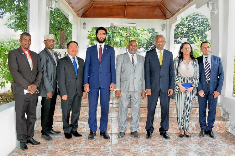 image Une délégation de l’OCE reçue par le président Azali