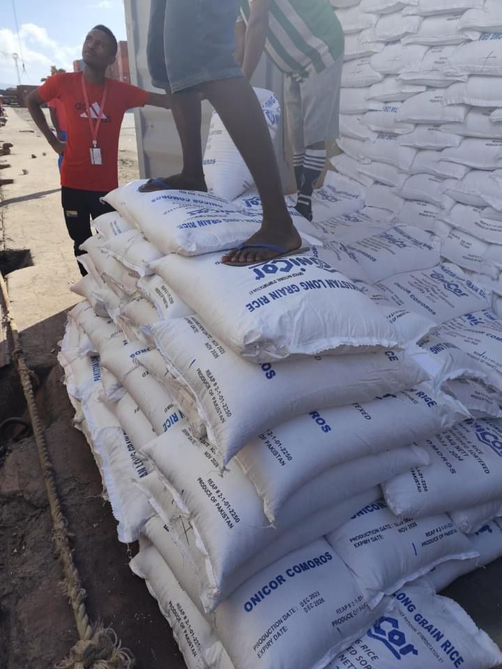 Consommation: Du plastique et du verre dans nos assiettes ?