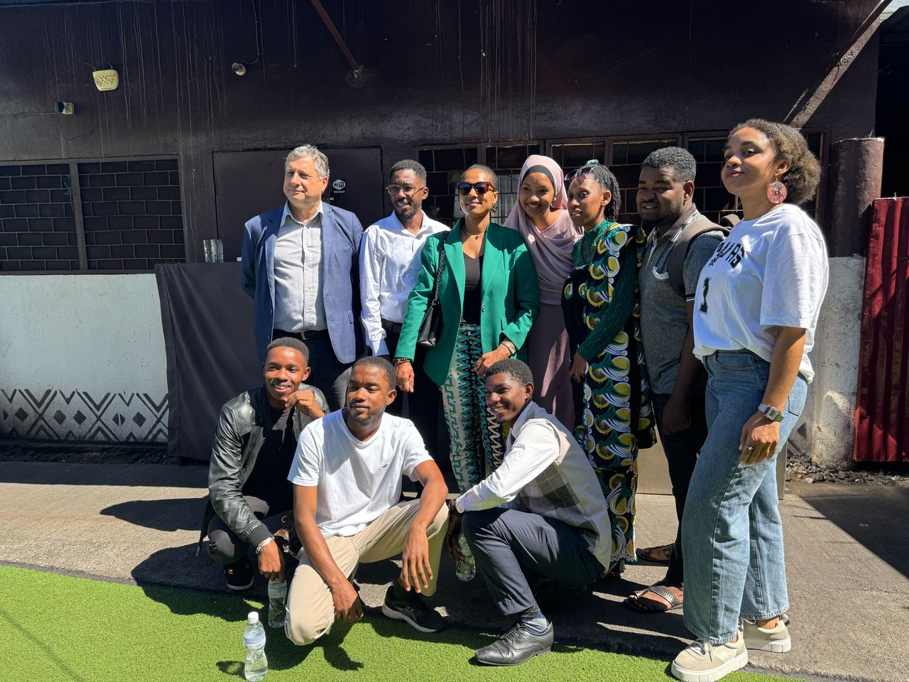 image Concours Waliya :  7 mini-séries pour explorer la jeunesse et les réseaux sociaux