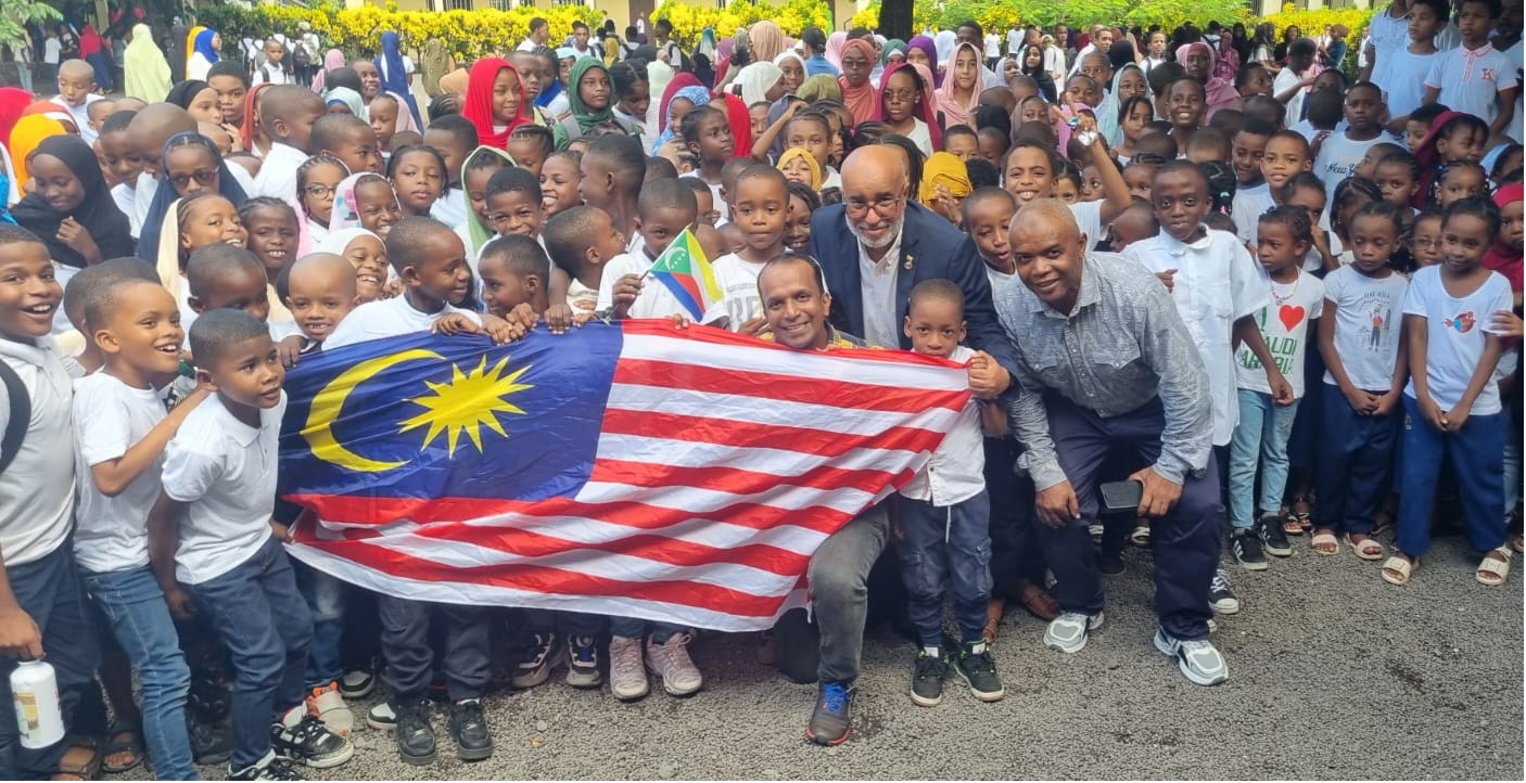 image Du côté de GSFA : Un artiste malaisien dans la cour