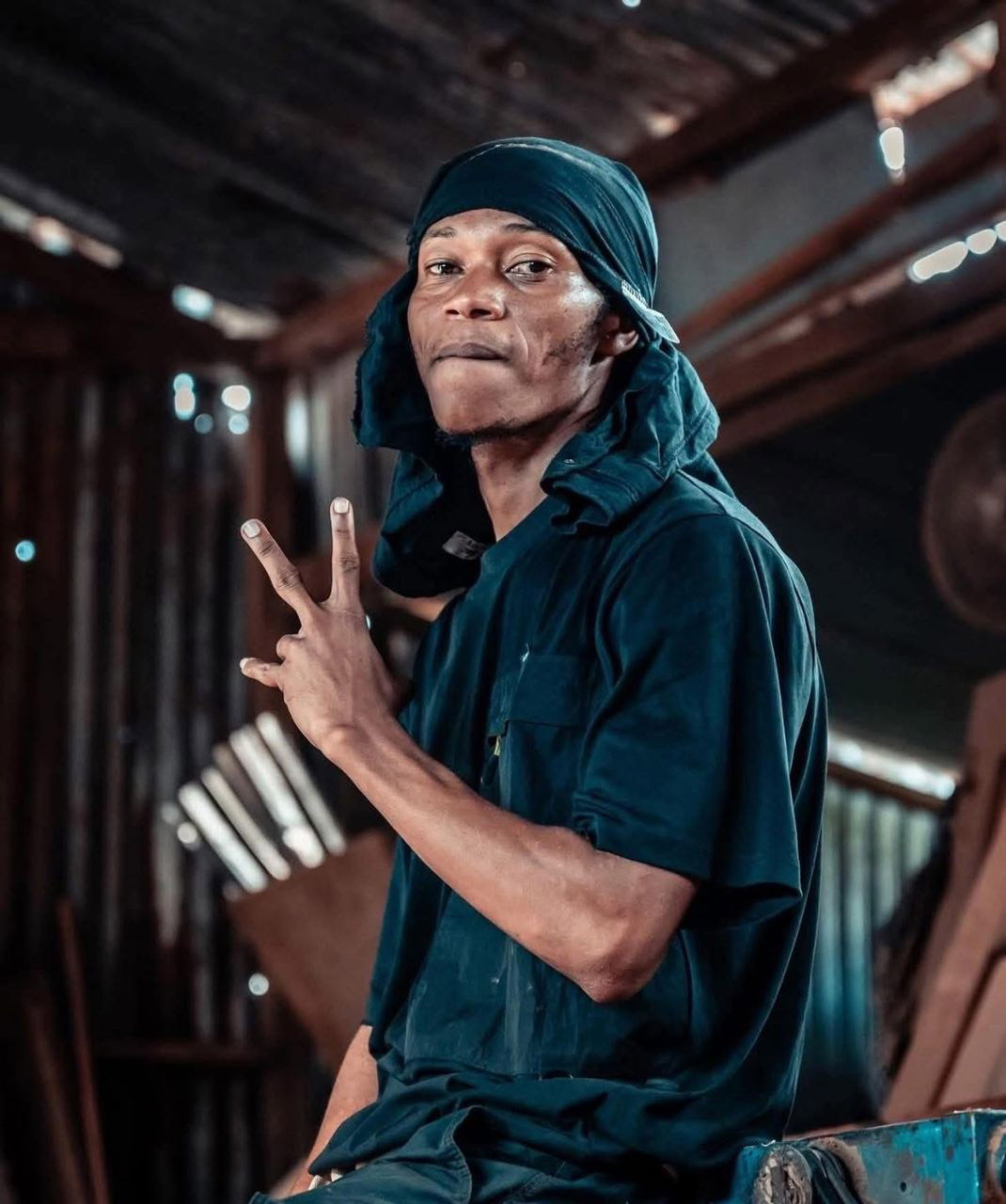 Musique :  Le chanteur Titi Le Fourbe arrêté pour détention d’arme