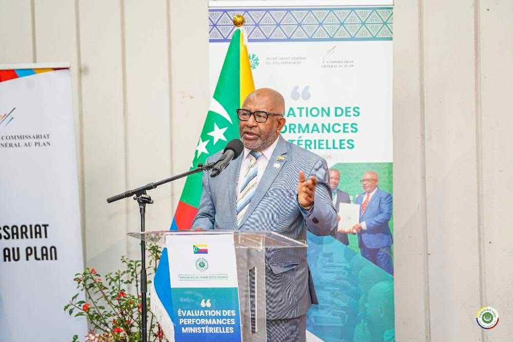 image Évaluation ministérielle :  Azali exige des résultats et accuse réception