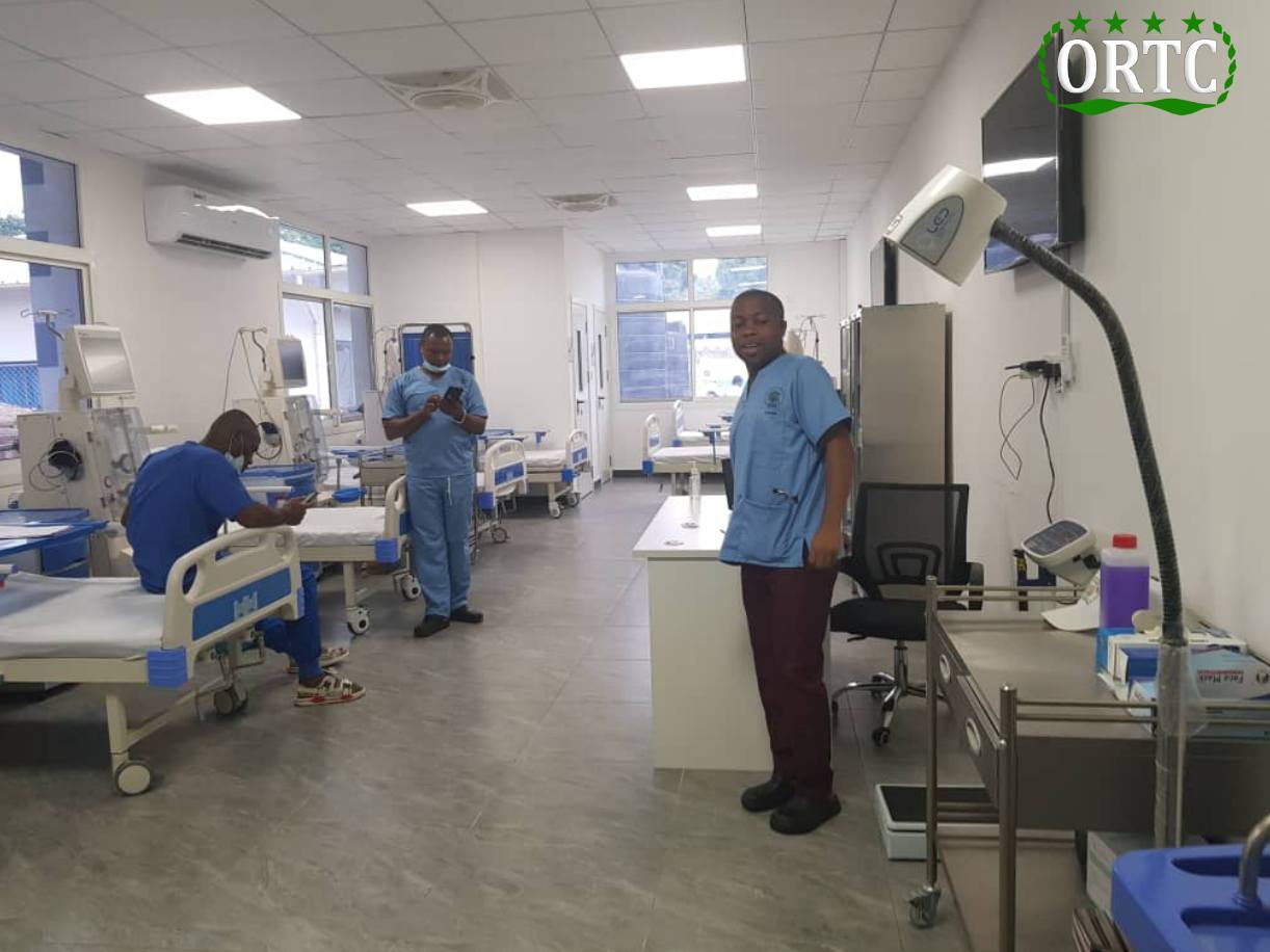 image Santé publique :  Une femme enceinte et son bébé sauvés grâce à une première dialyse