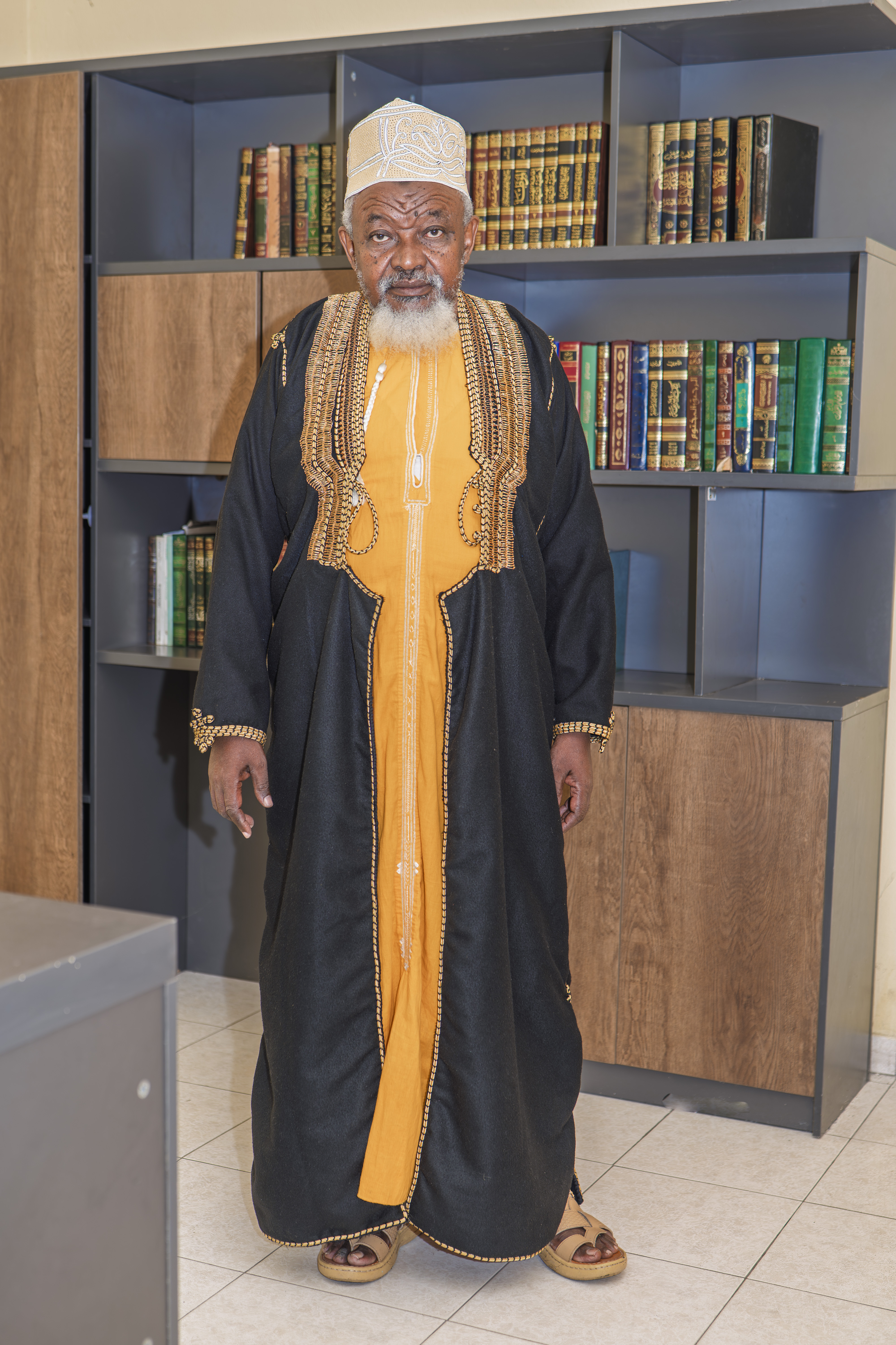 Dr Abdoulhakim Mohamed Chakir honoré à Médine