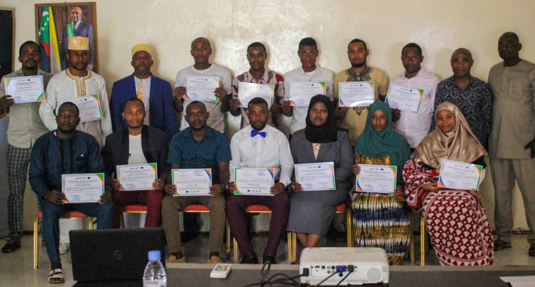 image Insertion professionnelle : 150 jeunes diplômés de Mohéli reçoivent leur attestation