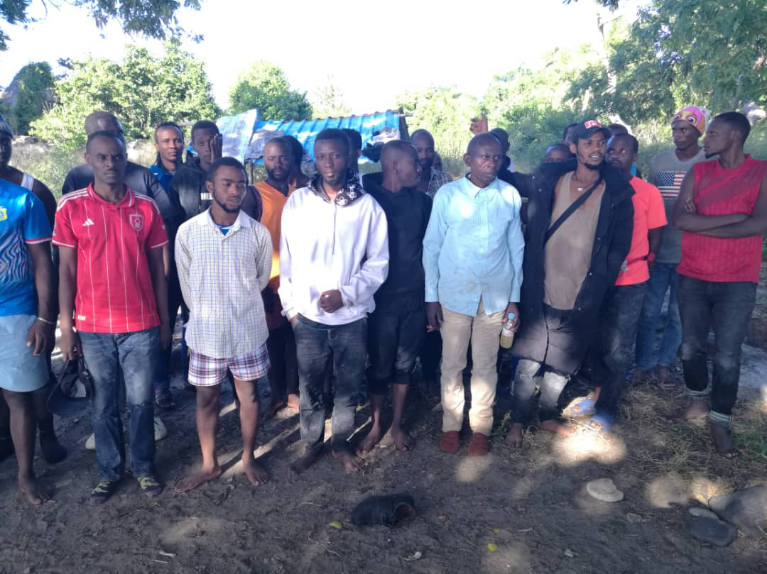 image Migration : 63 migrants congolais abandonnés aux îlots de Nioumachoi