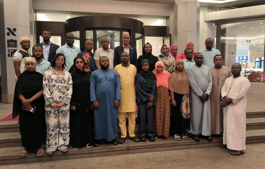 Formation en Chine :  L'ambassadeur des Comores rend visite aux participants comoriens