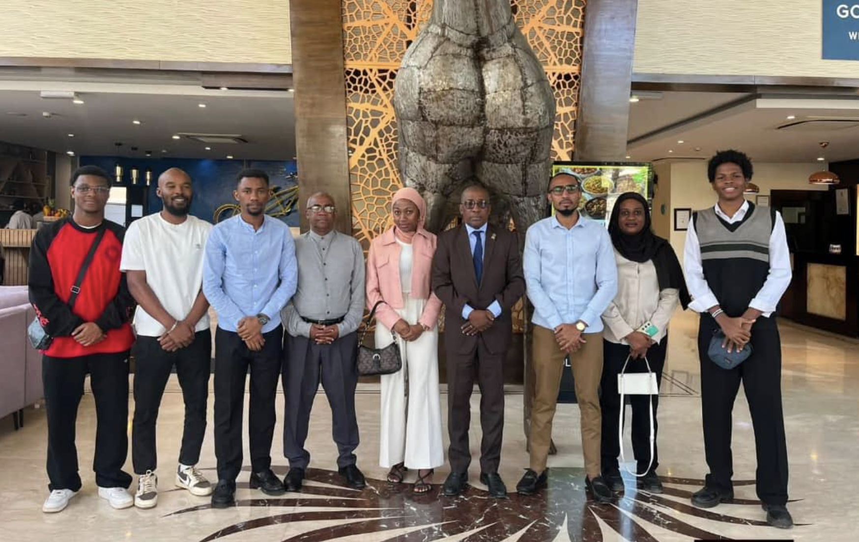 image Enseignement supérieur :  Mouigni Abdou a rencontré le bureau des étudiants comoriens au Kenya