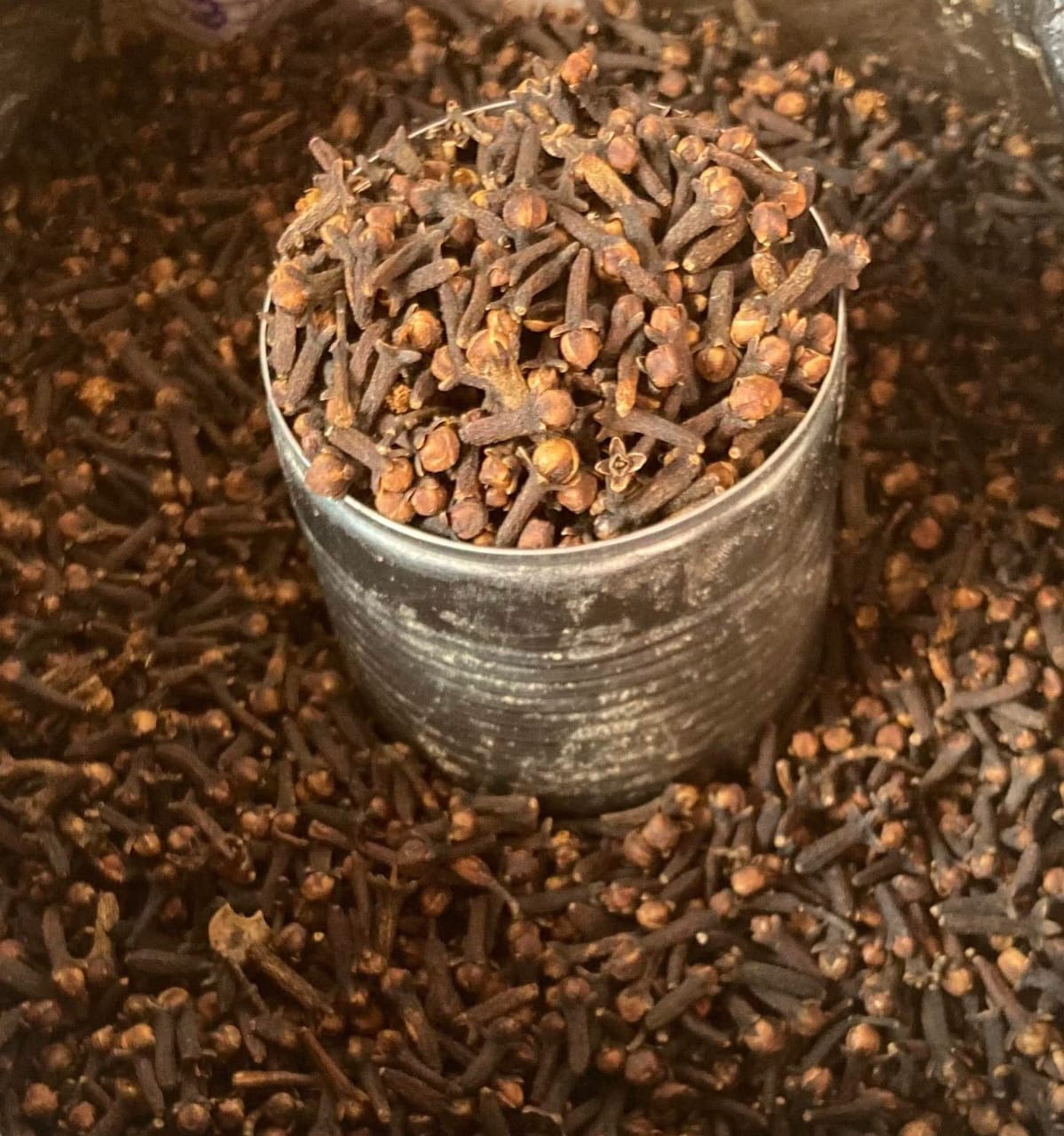 Prix du girofle à Mohéli : Des producteurs alertent sur les risques de fraude à la pesée