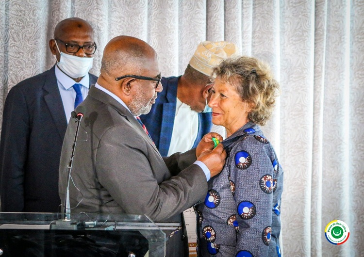 Jacqueline Bassa Mazzoni élevée au rang de chevalier de l’ordre du croissant vert