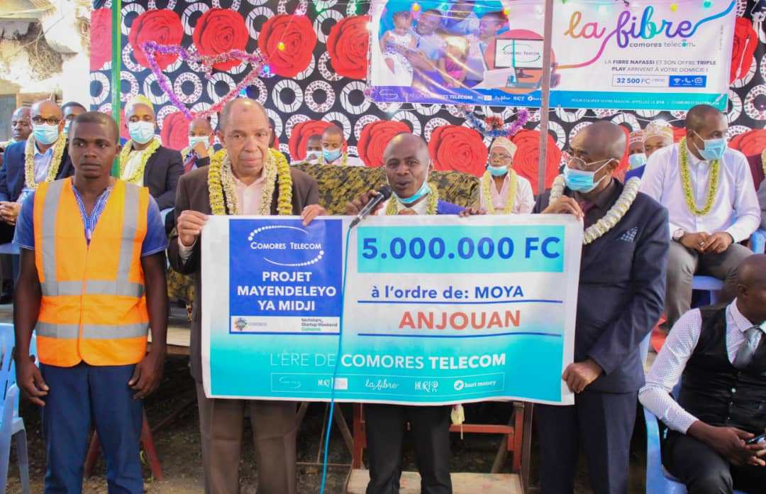 image Concours Mayendeleyo ya Midji:  5 millions FC remis à l'association championne 