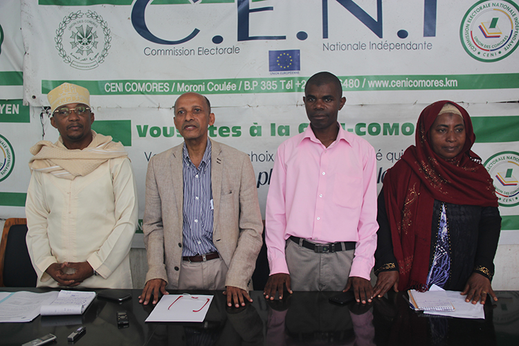 image Référendum Seuls les 6 partis reconnus pourront faire campagne