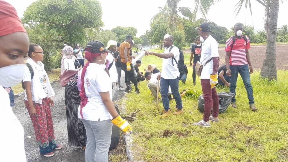 image Le Rotary club de Moroni en action pour l'environnement